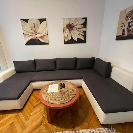 Interbellic Flat Daire Bükreş Dış mekan fotoğraf